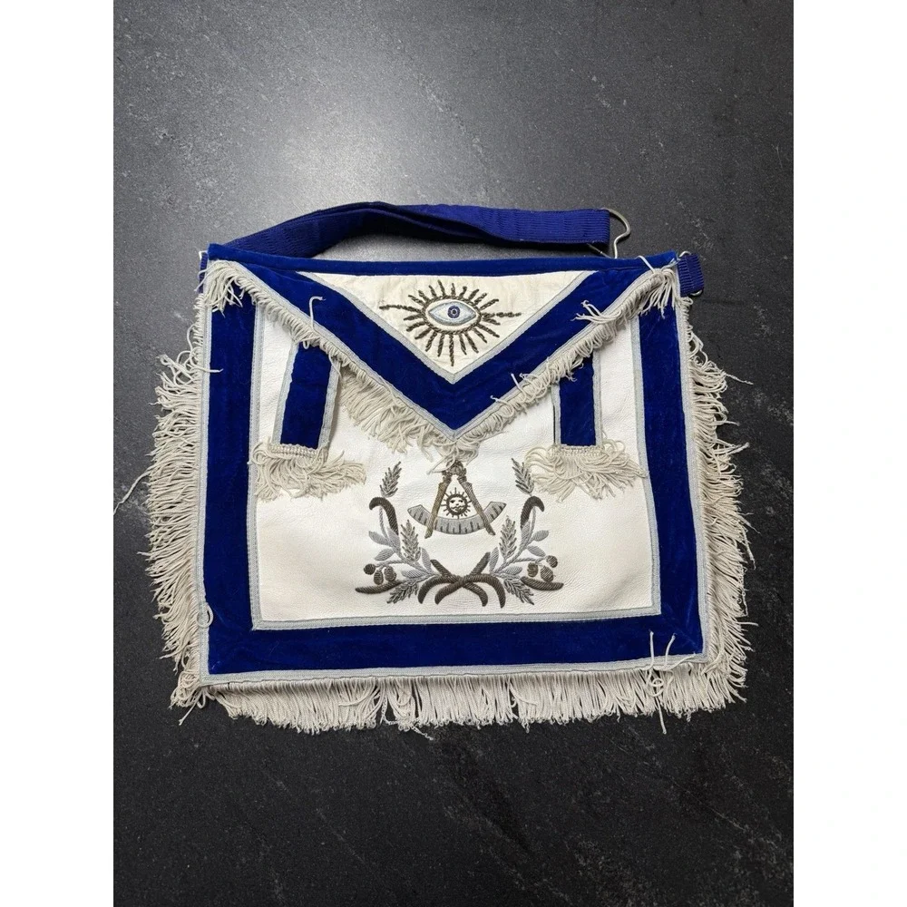 Vintage‎ Masonic Worshipful Master Apron Case Set Nikolai Vasilevsky 1975